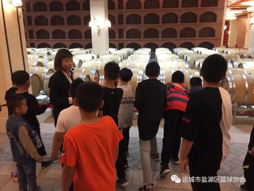 篮球老将如何通过瑜伽提升柔韧性_0